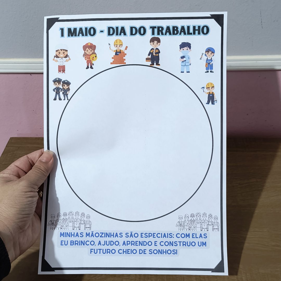 Atividade mãozinha Dia do Trabalho