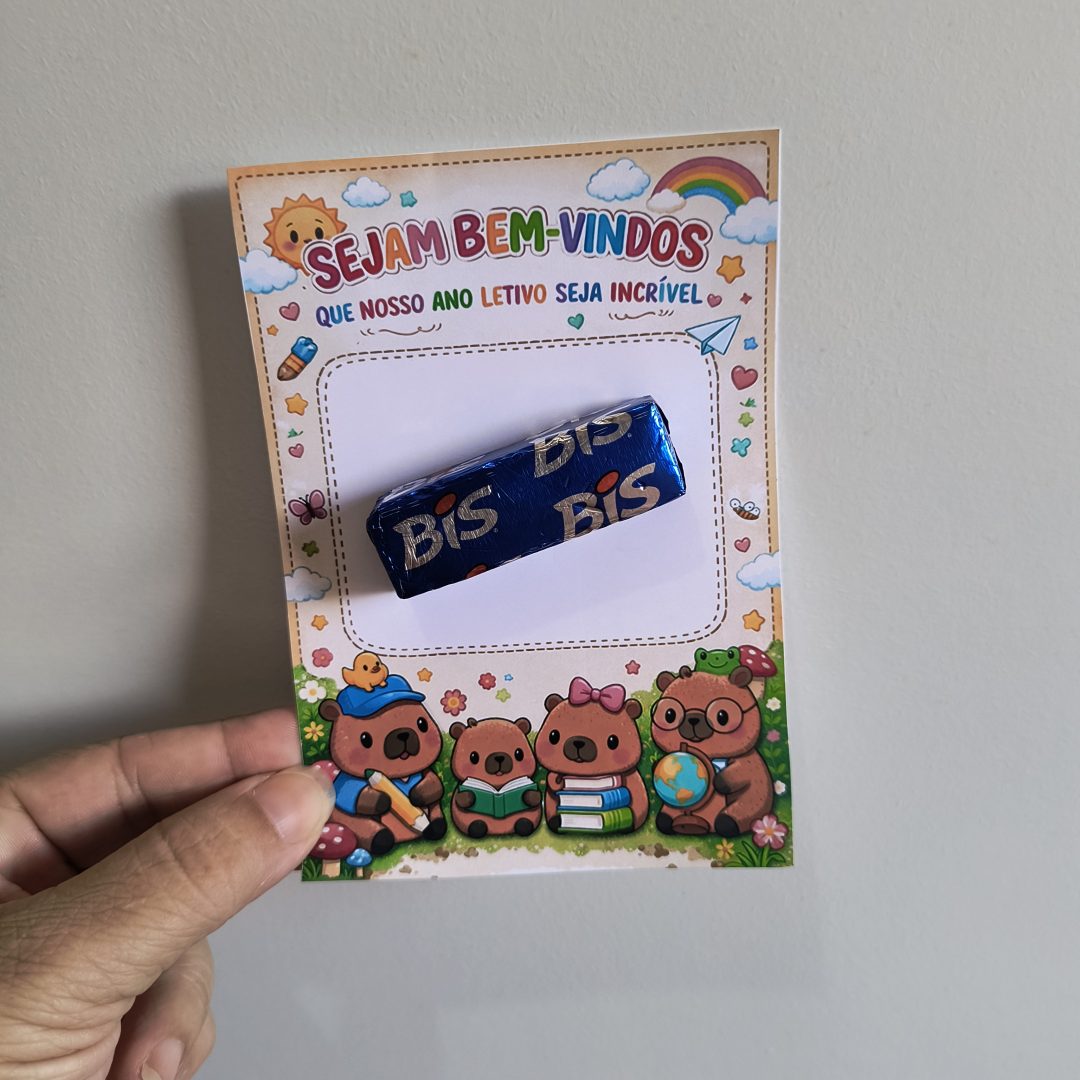 Cartão volta às aulas capivara
