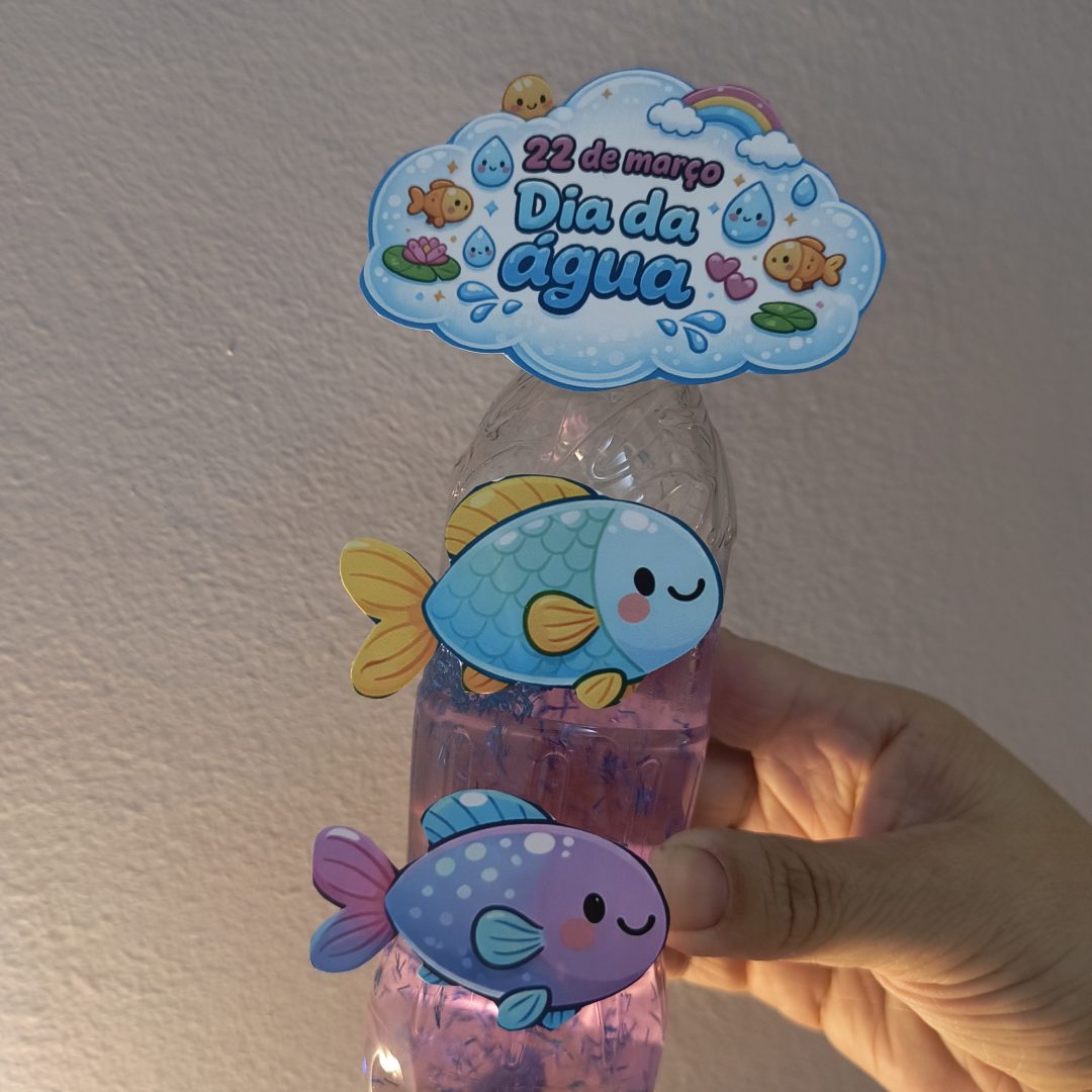 Tag dia da água e peixinho para garrafa sensorial